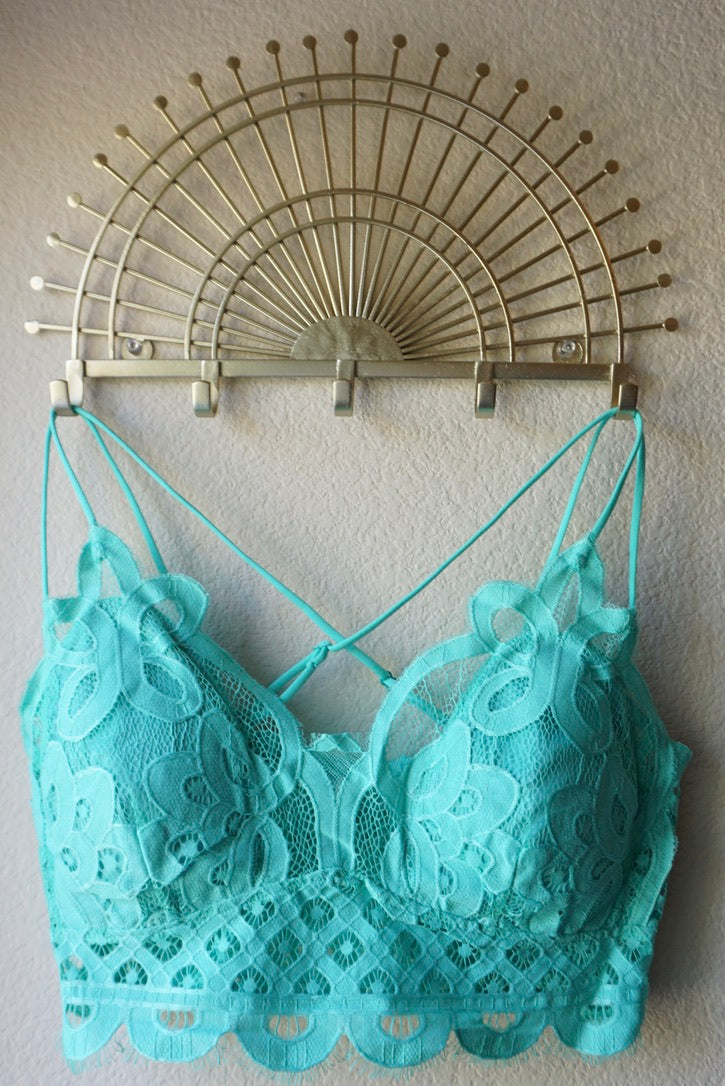 Lace Bralette (Plus)