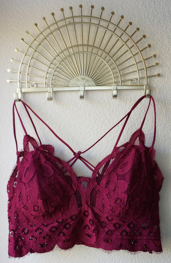Lace Bralette (Plus)